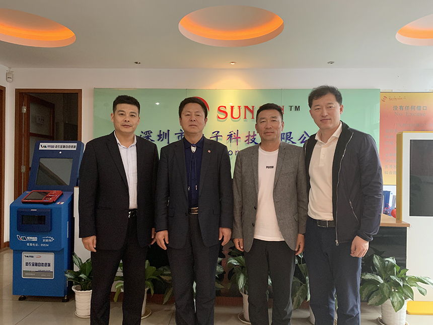 全國政協(xié)委員、中國心胸血管麻醉學(xué)會秘書長敖虎山一行蒞臨旭子指導(dǎo)工作